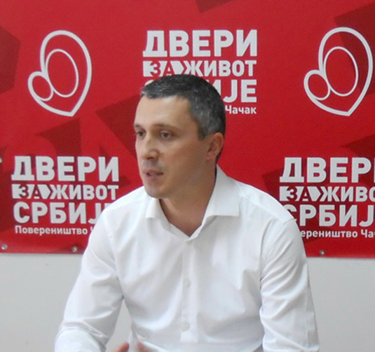 Бошко Обрадовић: Зорана Михајловић – министар опште праксе који не ради свој посао