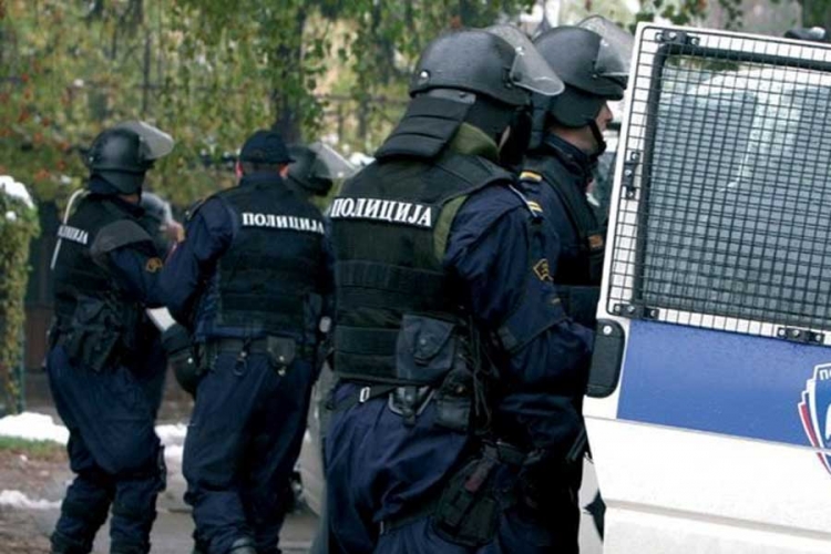 Акција у Бањалуци: Претрес кућа и станова на четири локације, ухапшено шест лица