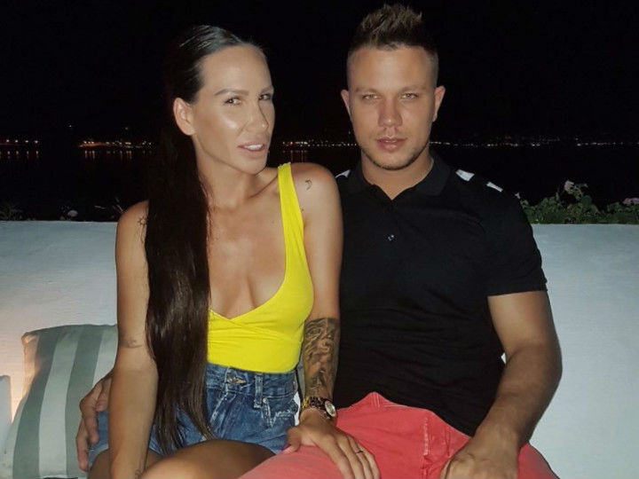 РЕЉА СЕ ПРЕЗНОЈИО: Николија поштено ИСПИПАЛА мужа, рука јој завршила ТАМО ДОЛЕ!
