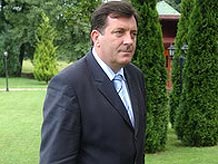 Додик: Укинути Војску БиХ!
