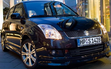 Suzuki Swift Black and White