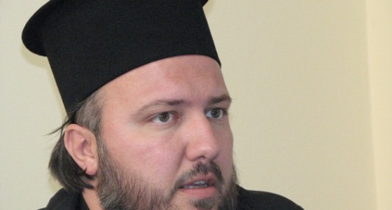 Џомић: Тзв. ЦПЦ се не може стављати у исти контекст са канонски признатом СПЦ