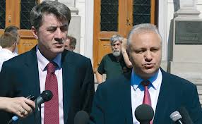 Динкић и Обрадовић одлазе са министарских места!
