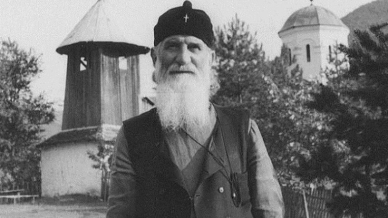 Упозорење патријарху Иринеју: Ава Јустин Ћелијски се јавио у сну патријарху Иринеју и рекао му да не ископавају његове мошти
