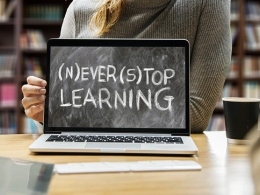 Učenje preko interneta - zamena za profesore?