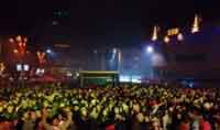 Неколико стотина Бањалучана на Тргу Крајине дочекало Нову 2011. годину