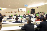 Посланицима плате до 6.000 марака