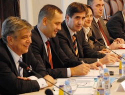 Пола милијарде за нова радна мјеста