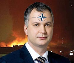 Бора Ђорђевић спевао стихове за подршку смени министра одбране