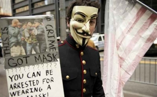 “Anonimni” oborili sajt Vatikana zbog zlostavljanja djece