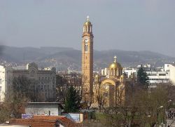 Градња фудбалских и тениских терена