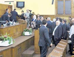 Haški uslov ne ugrožava novu Vladu Srbije