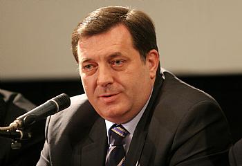 Dodik se još uvek premišlja