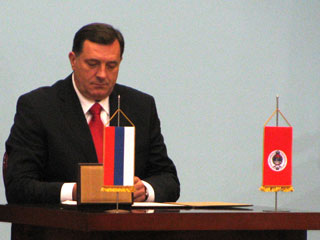 Додик се извинио за злочине!