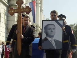 Српска испраћа предсједника