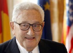 Нема сумње да је свет вишеполаран и не сме се управљати њиме само уз помоћ војне силе