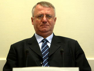 ŠEŠELJ POČEO IZNOŠENJE ZAVRŠNE RIJEČI