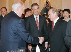 Moskva neće dopustiti mešanje spolja u postupan razvoj zemlje