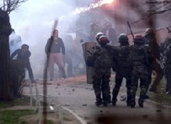 Самарџић у Митровици: Вратићемо им