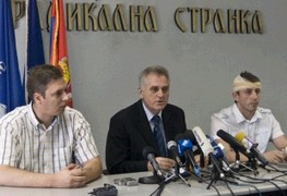 Николић: Тадић крив за нереде; ДС: Крива СРС