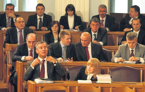 Cnogorske svađe zbog priznavanja Kosova