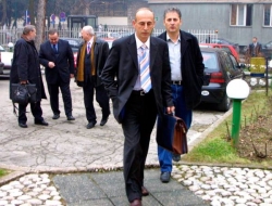 Садовић разоружава полицију РС