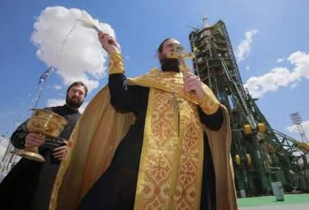 Свештеник случајно лансиран у свемир